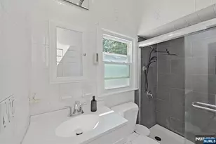 112 Elmwood Dr, Elmwood Park, NJ 07407 - Photo 42