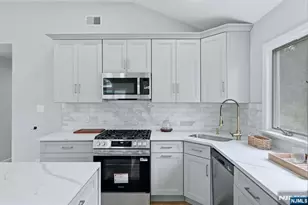 3 Pine St, Montvale, NJ 07645 - Photo 18