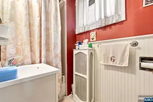 60 Martin Rd, Verona, NJ 07044 - Photo 28