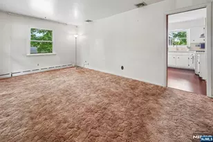 107 Roland St, Park Ridge, NJ 07656 - Photo 4