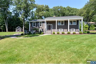 769 Hickory Hill Road, Wyckoff Township, NJ 07481 - Photo 2
