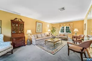30 Arlton Ave, Allendale, NJ 07401 - Photo 8