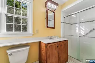 30 Arlton Ave, Allendale, NJ 07401 - Photo 22