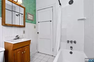 5-10 Hartley Pl, Fair Lawn, NJ 07410 - Photo 18