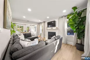 1124 Abbott Blvd, Fort Lee, NJ 07024 - Photo 6