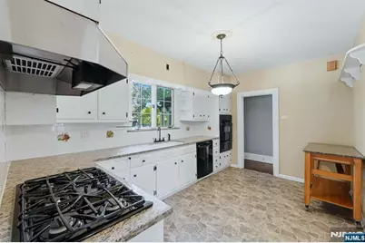 301 3rd Street, Clifton, NJ 07011 - Photo 8