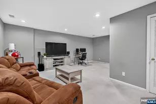 252 Ridge Dr, Pompton Lakes, NJ 07442 - Photo 24