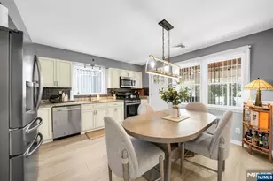 82 Union St, East Rutherford, NJ 07073 - Photo 4