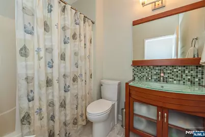 607 Brittany Drive, Wayne, NJ 07470 - Photo 18