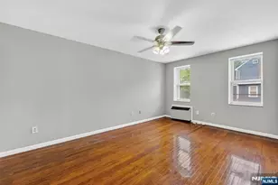 19 Lyons 204, Newark, NJ 07112 - Photo 10