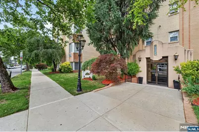 19 Lyons 204 #204, Newark, NJ 07112 - Photo 20