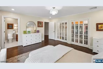323 Montrose Avenue, South Orange, NJ 07079 - Photo 18