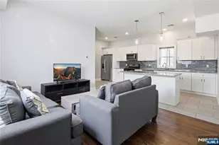 25 Grunwald St, Clifton, NJ 07013 - Photo 6