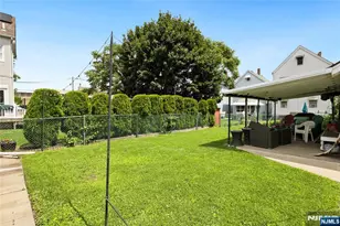 25 Grunwald St, Clifton, NJ 07013 - Photo 18