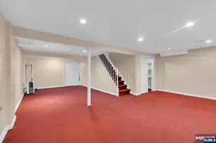 9 Belaire Dr, Roseland, NJ 07068 - Photo 30