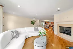 233 Knox Ave C0001, Cliffside Park, NJ 07010 - Photo 4