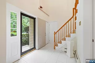5 Valen Ct 1, Franklin Lakes, NJ 07417 - Photo 4