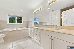 16 Sunset Dr, Nutley, NJ 07110 - Photo 26