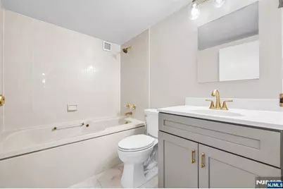 316 Prospect Avenue 12C #12C, Hackensack, NJ 07601 - Photo 14