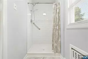 888 Lake St, Newark, NJ 07104 - Photo 12