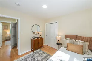 25 Cloverhill Pl, Montclair, NJ 07042 - Photo 30