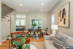 25 Cloverhill Pl, Montclair, NJ 07042 - Photo 4