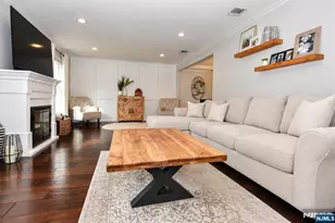 113 Grove St, Waldwick, NJ 07463 - Photo 2