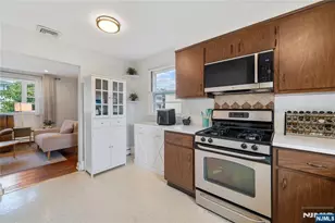 343 Delawanna Ave, Clifton, NJ 07014 - Photo 6