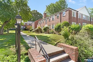 349 Bloomfield Ave 33, Verona, NJ 07044 - Photo 2