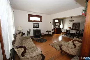 4 Midland Ave, Hawthorne, NJ 07506 - Photo 6