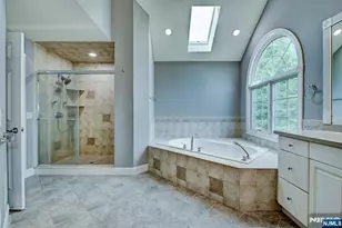 7 Bonnieview Ln, Montville Township, NJ 07082 - Photo 24