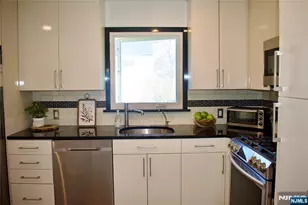 477 Chestnut Ave, South Hackensack Township, NJ 07606 - Photo 8
