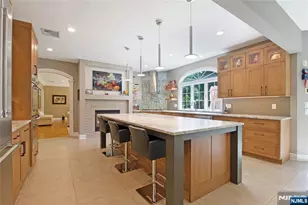 102 Seminary Dr, Mahwah, NJ 07430 - Photo 6