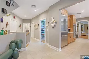 102 Seminary Dr, Mahwah, NJ 07430 - Photo 10