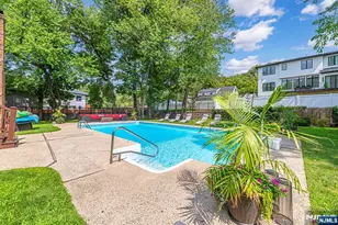 376 Chelsea St, Paramus, NJ 07652 - Photo 12