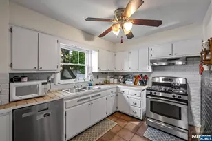 58 Hudson St, Little Falls Township, NJ 07424 - Photo 18