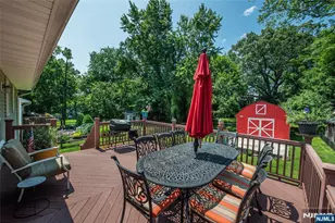 45 Erie Ave, Midland Park, NJ 07432 - Photo 36