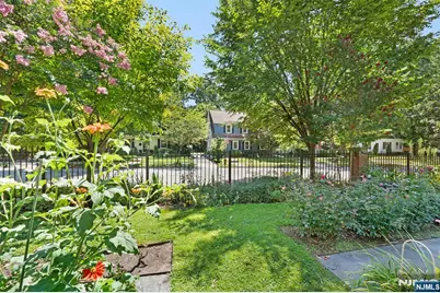 125 Hawthorne Avenue, Glen Ridge, NJ 07028 - Photo 34