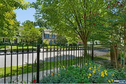 125 Hawthorne Avenue, Glen Ridge, NJ 07028 - Photo 36