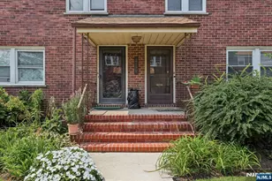 2199 Center Ave B, Fort Lee, NJ 07024 - Photo 4