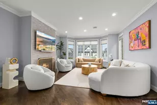 48 Myrtle Ave, Edgewater, NJ 07020 - Photo 4