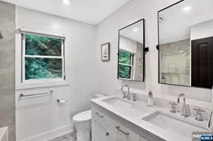10 Lancaster Ct, Cresskill, NJ 07626 - Photo 22