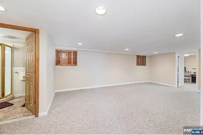 240 Orient Way, Rutherford, NJ 07070 - Photo 24