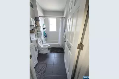 93 Hopkins Place, Irvington, NJ 07111 - Photo 18