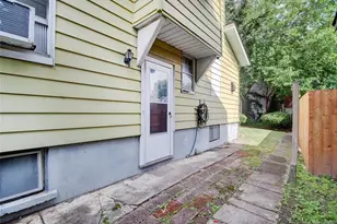 8 Whitman Ave, East Orange, NJ 07017 - Photo 2