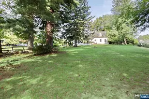 24 N Middletown Rd, Montvale, NJ 07645 - Photo 10