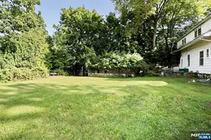 24 N Middletown Rd, Montvale, NJ 07645 - Photo 8