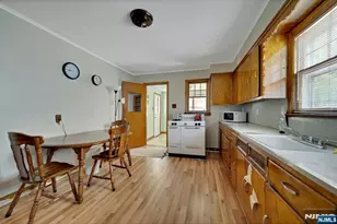 30 Menzel Ave, Maplewood, NJ 07040 - Photo 8