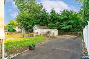 64 E Almira St, Bloomfield, NJ 07003 - Photo 14