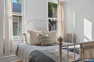 11 Stengel Ave, Newark, NJ 07112 - Photo 28